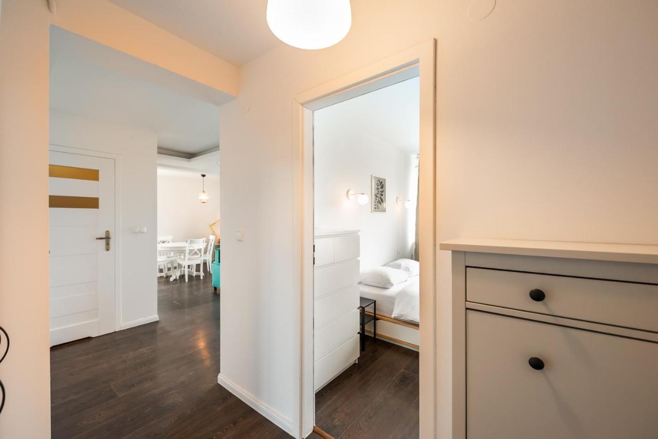 Saska Kepa Green Apartment Warschau Exterior foto
